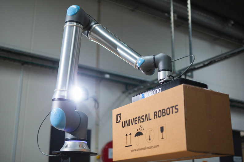 Un robot colaborativo consume la misma energía que un electrodoméstico